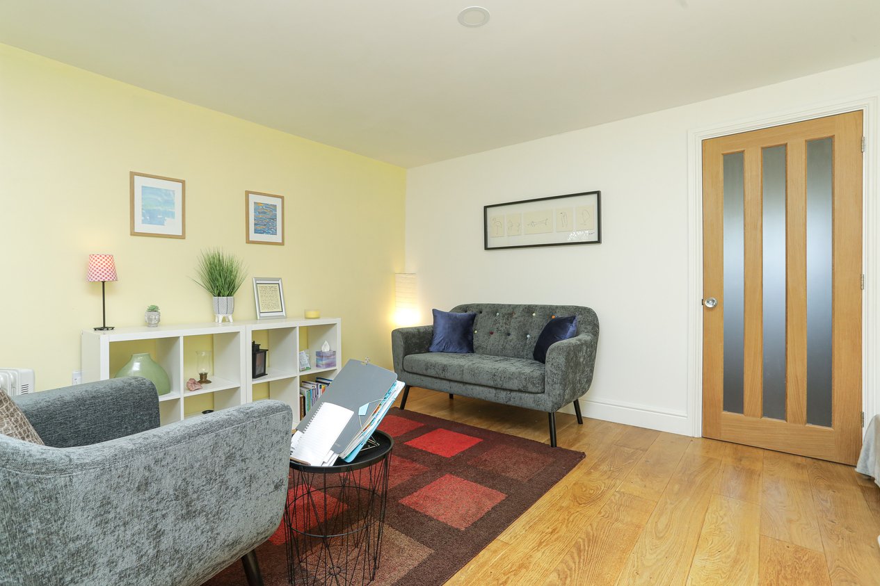 Properties For Sale in Calleywell Lane Aldington