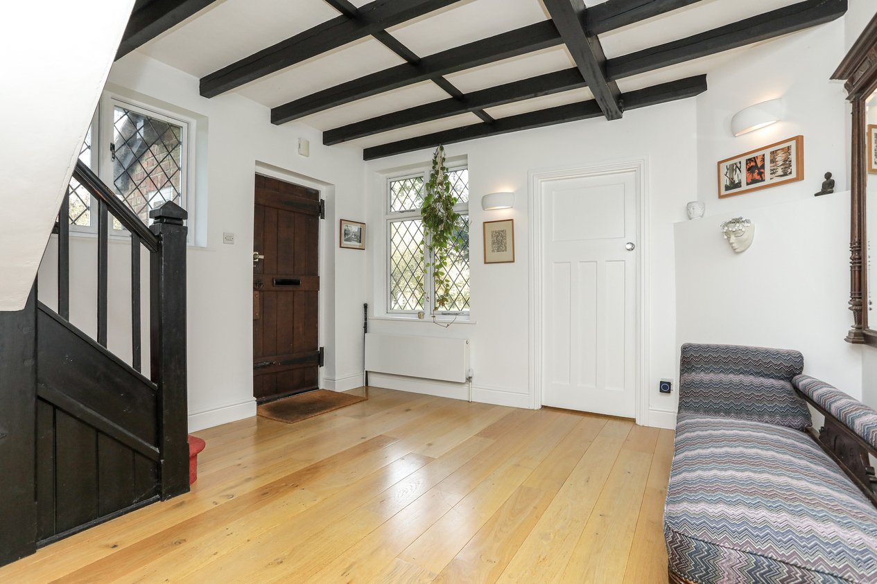 Properties For Sale in Calleywell Lane Aldington