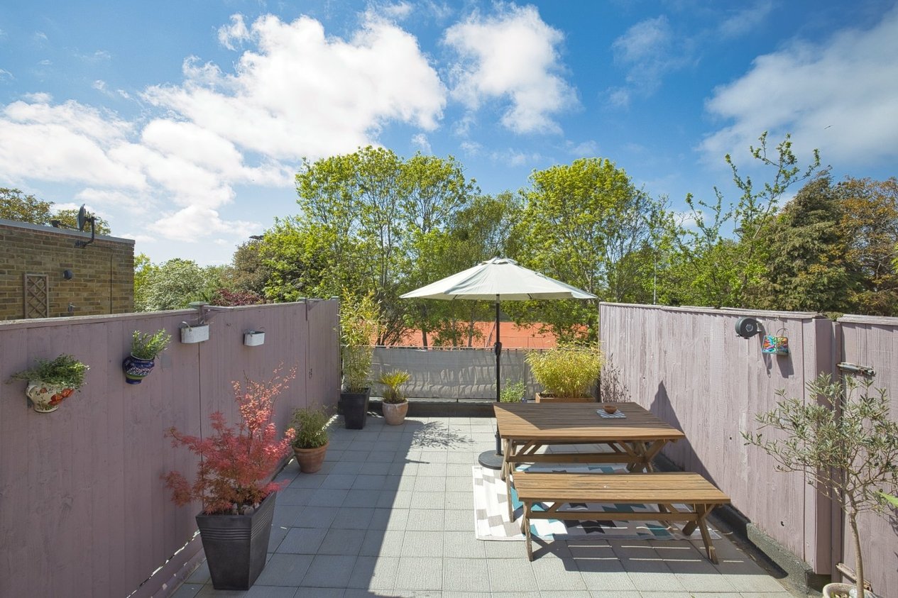 Properties For Sale in Callis Court Road Broadstairs