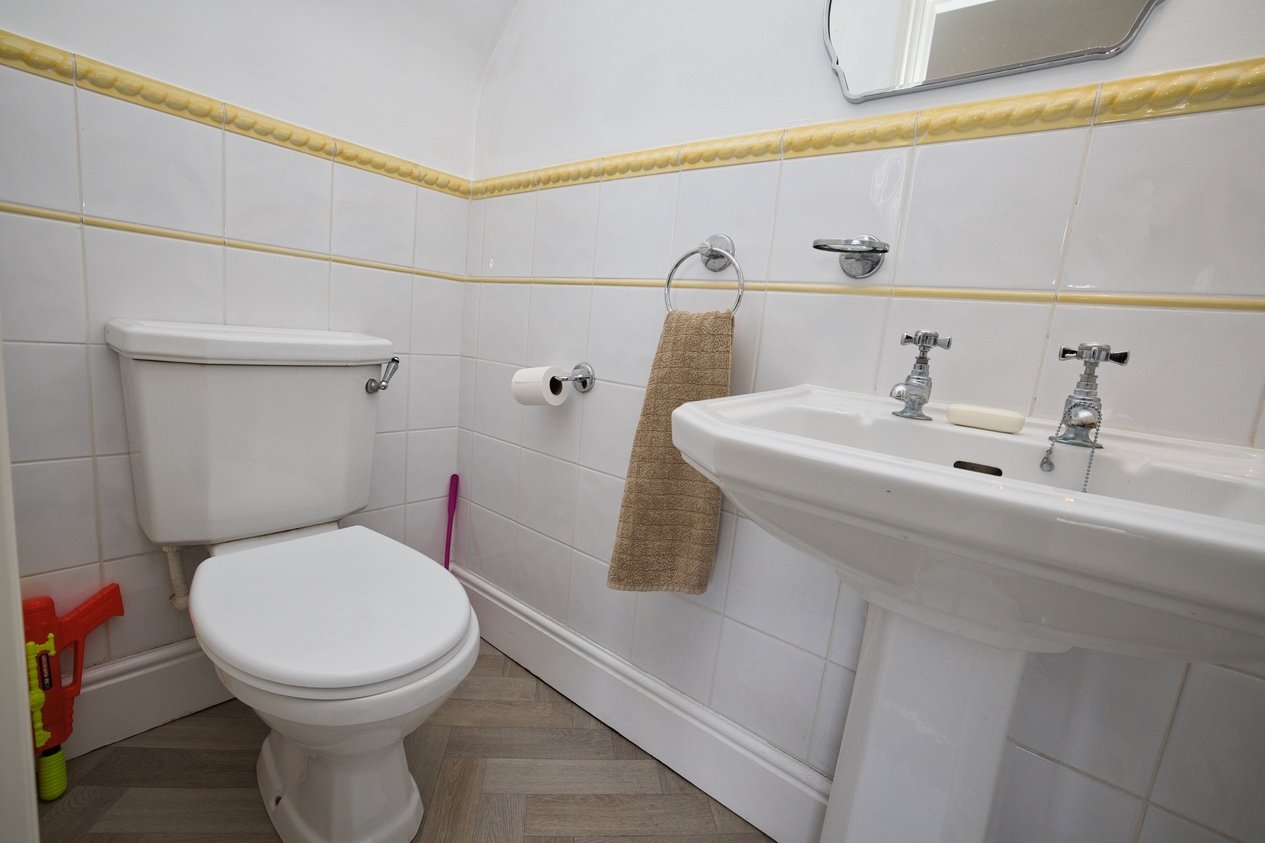 Properties For Sale in Callis Court Road Broadstairs