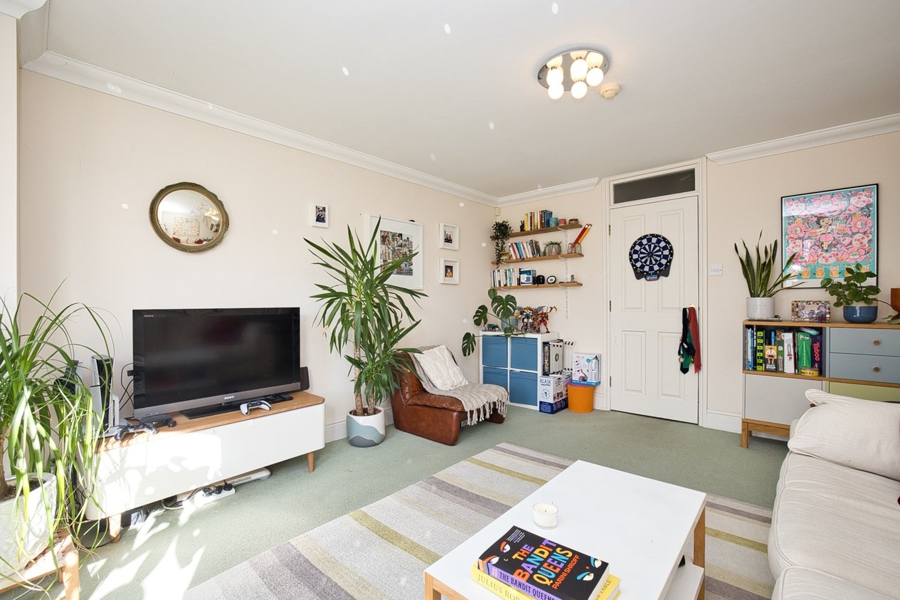 Properties For Sale in Callis Court Road Broadstairs