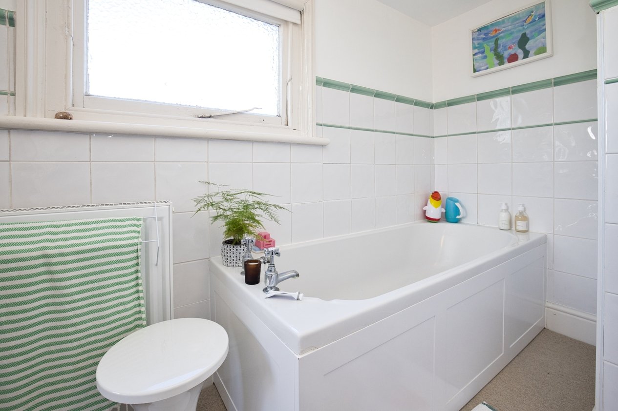 Properties For Sale in Callis Court Road Broadstairs