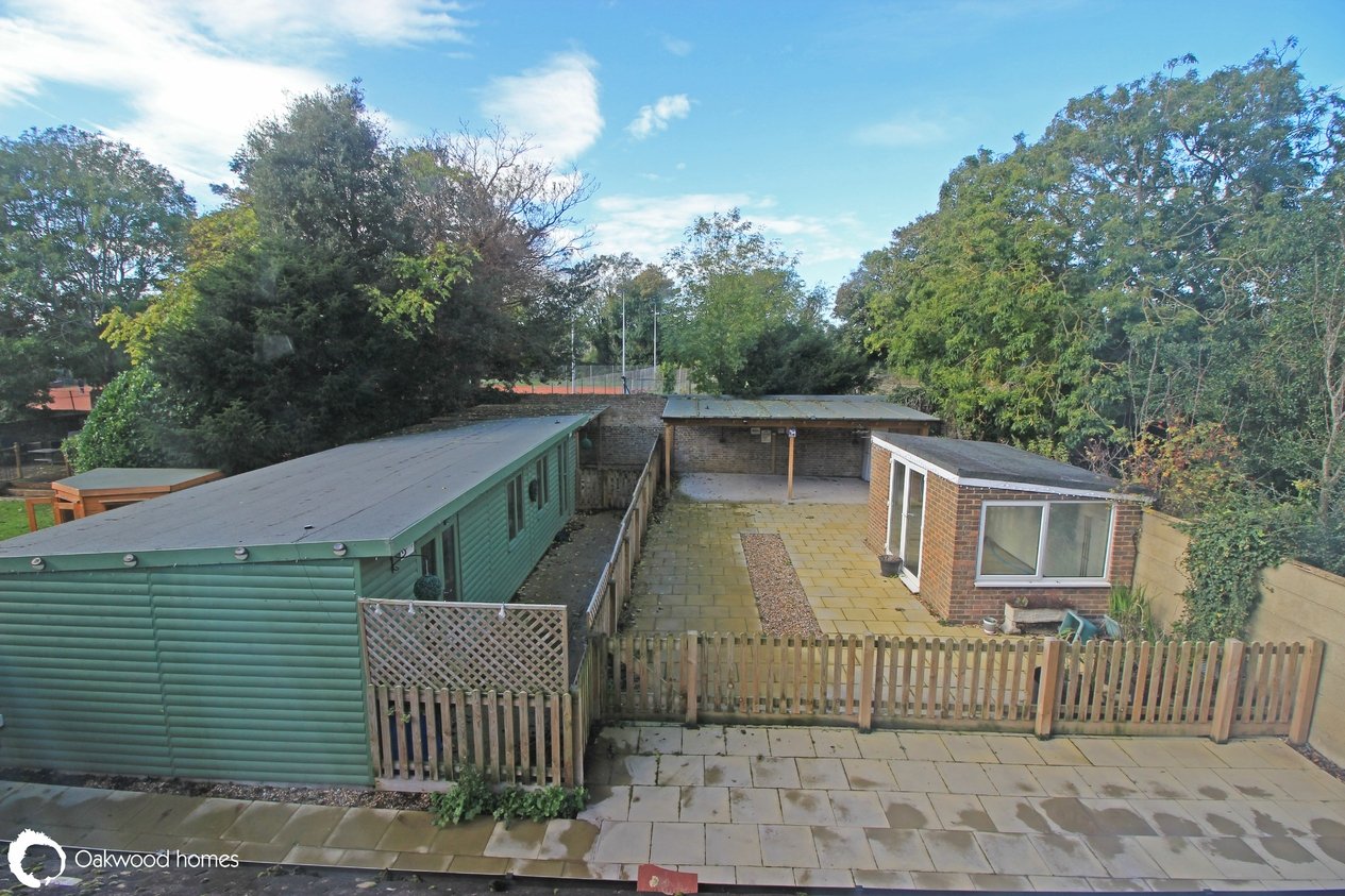 Properties For Sale in Callis Court Road 