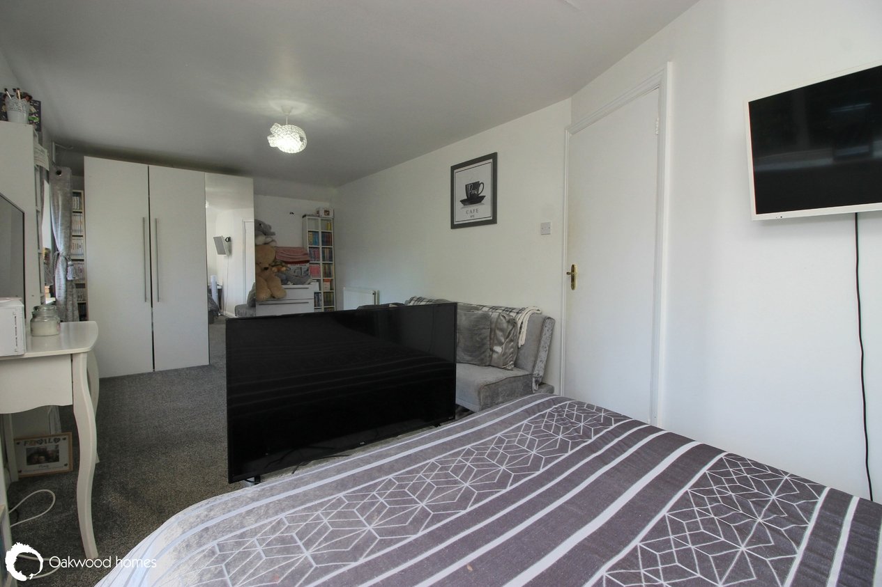 Properties For Sale in Callis Court Road 