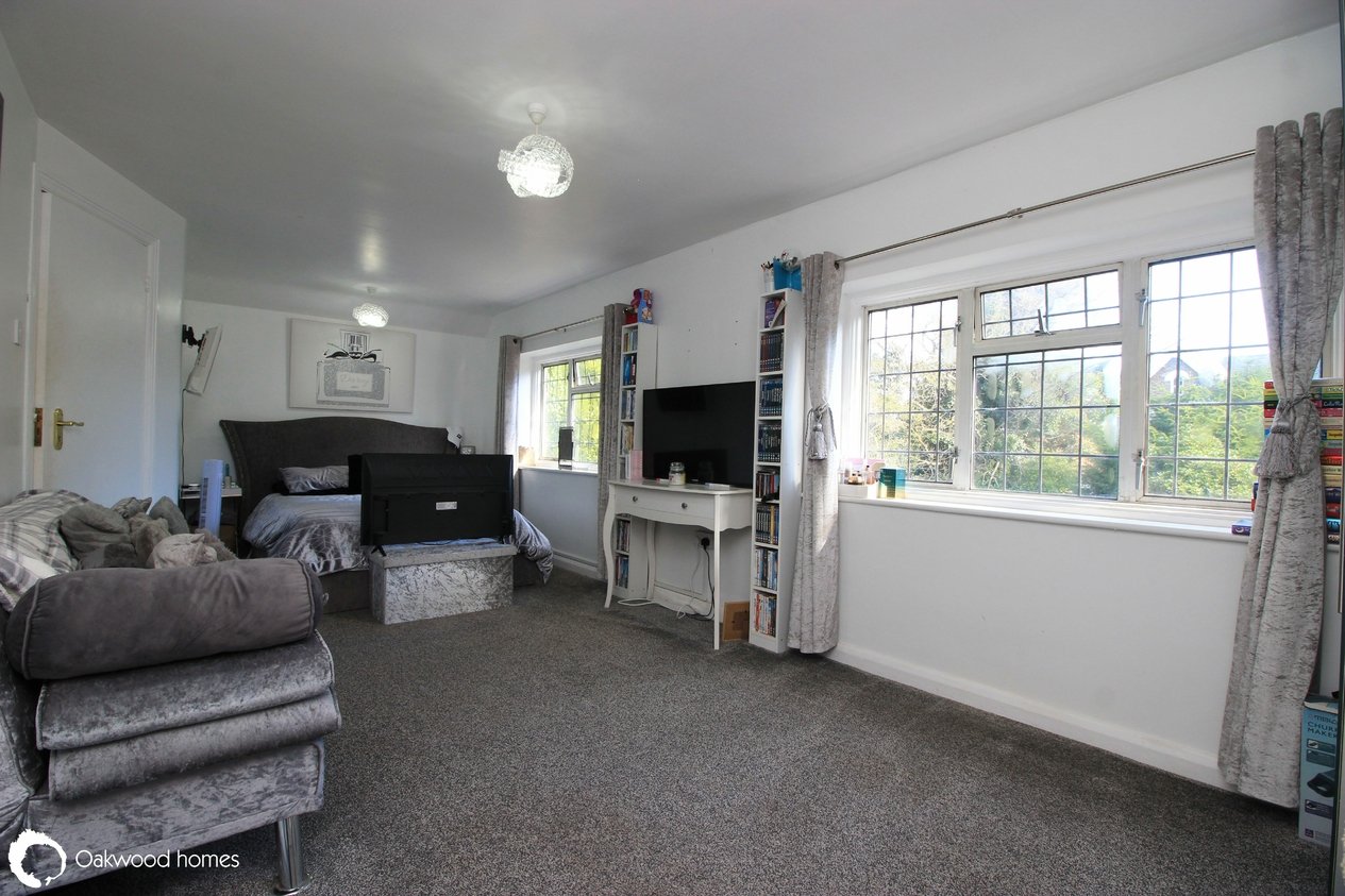 Properties For Sale in Callis Court Road 