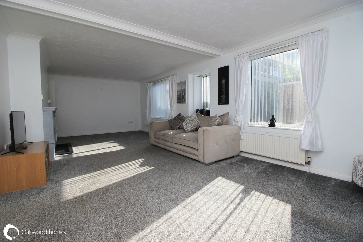 Properties For Sale in Callis Court Road 