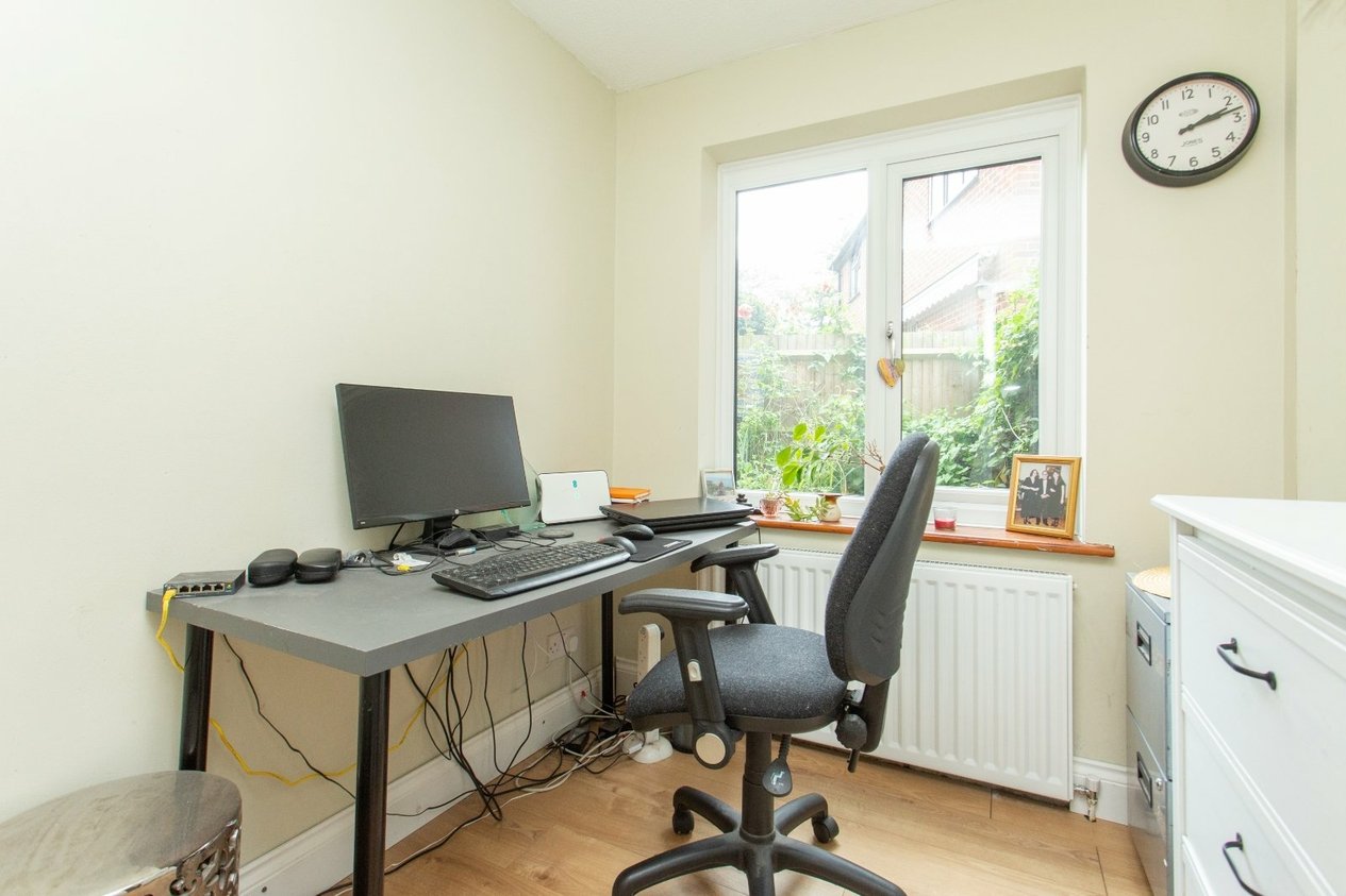 Properties For Sale in Campbell Close Herne Bay
