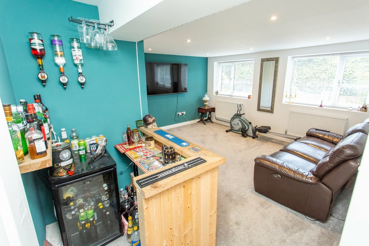 Properties For Sale in Campbell Close Herne Bay