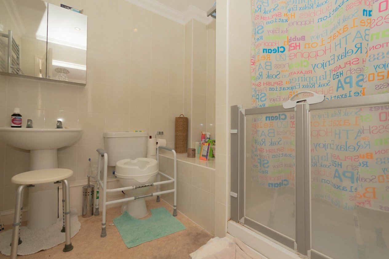 Properties For Sale in Cannonbury Road  Lime Grove Cannonbury Road