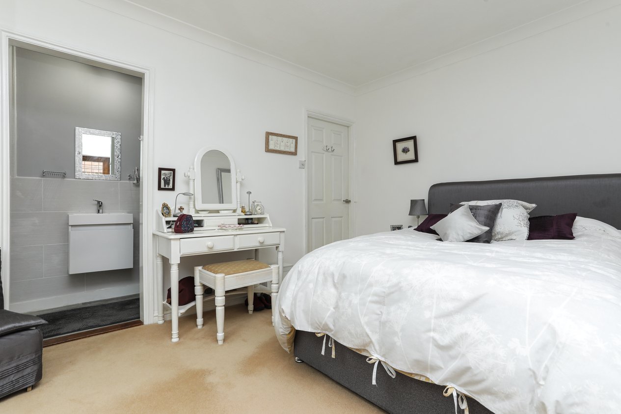 Properties For Sale in Canterbury Road Ashford