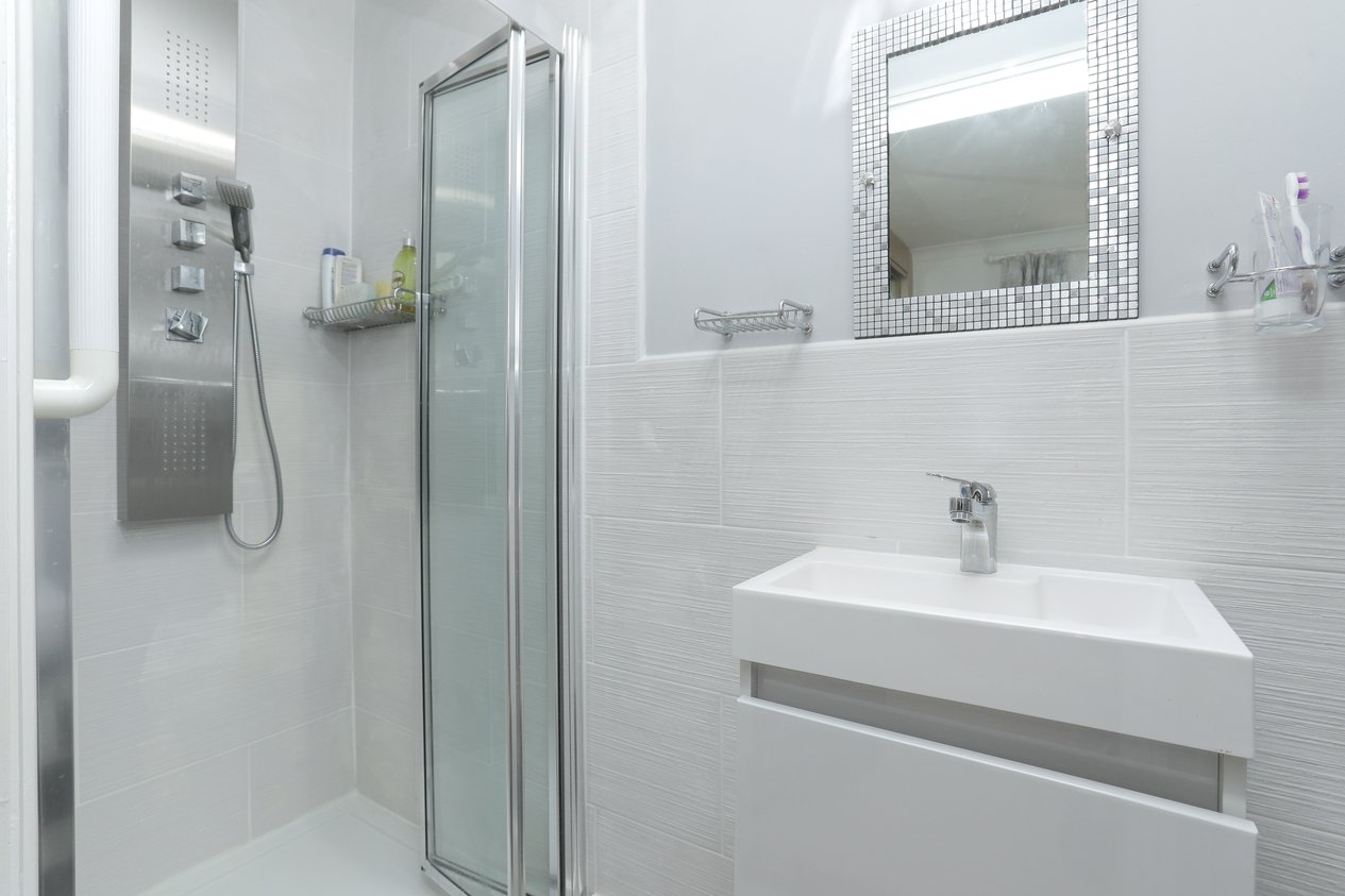 Properties For Sale in Canterbury Road Ashford