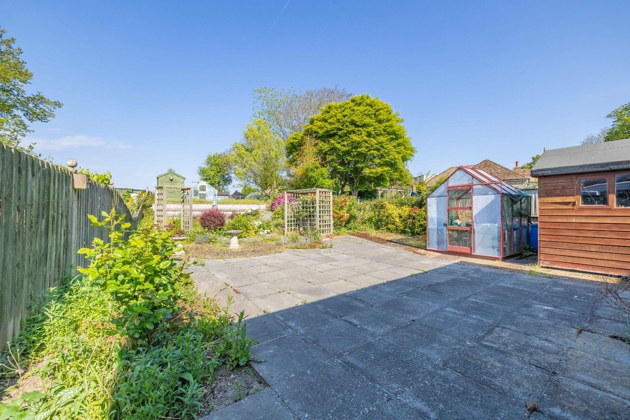 Properties For Sale in Canterbury Road Ashford