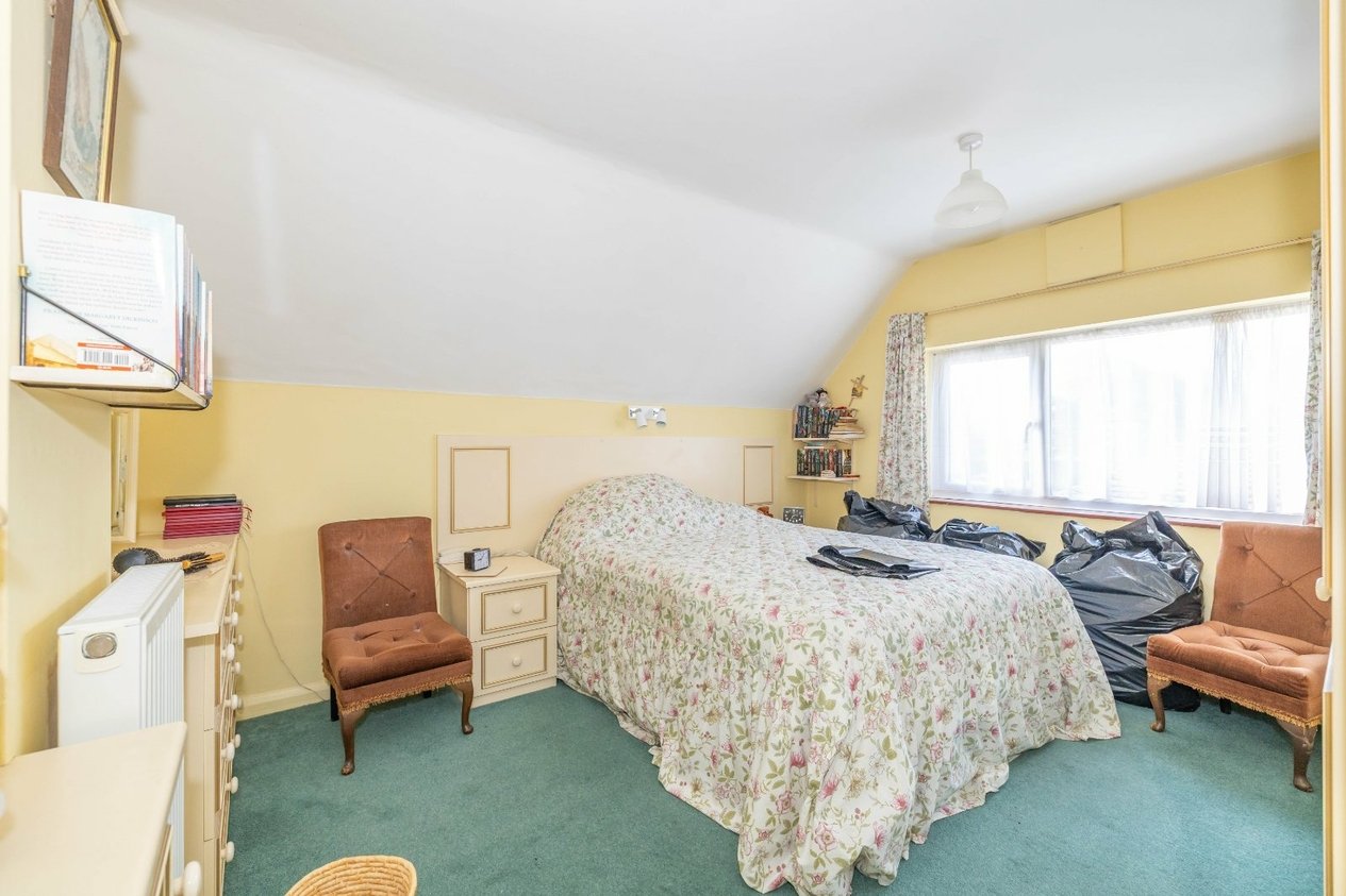 Properties For Sale in Canterbury Road Ashford