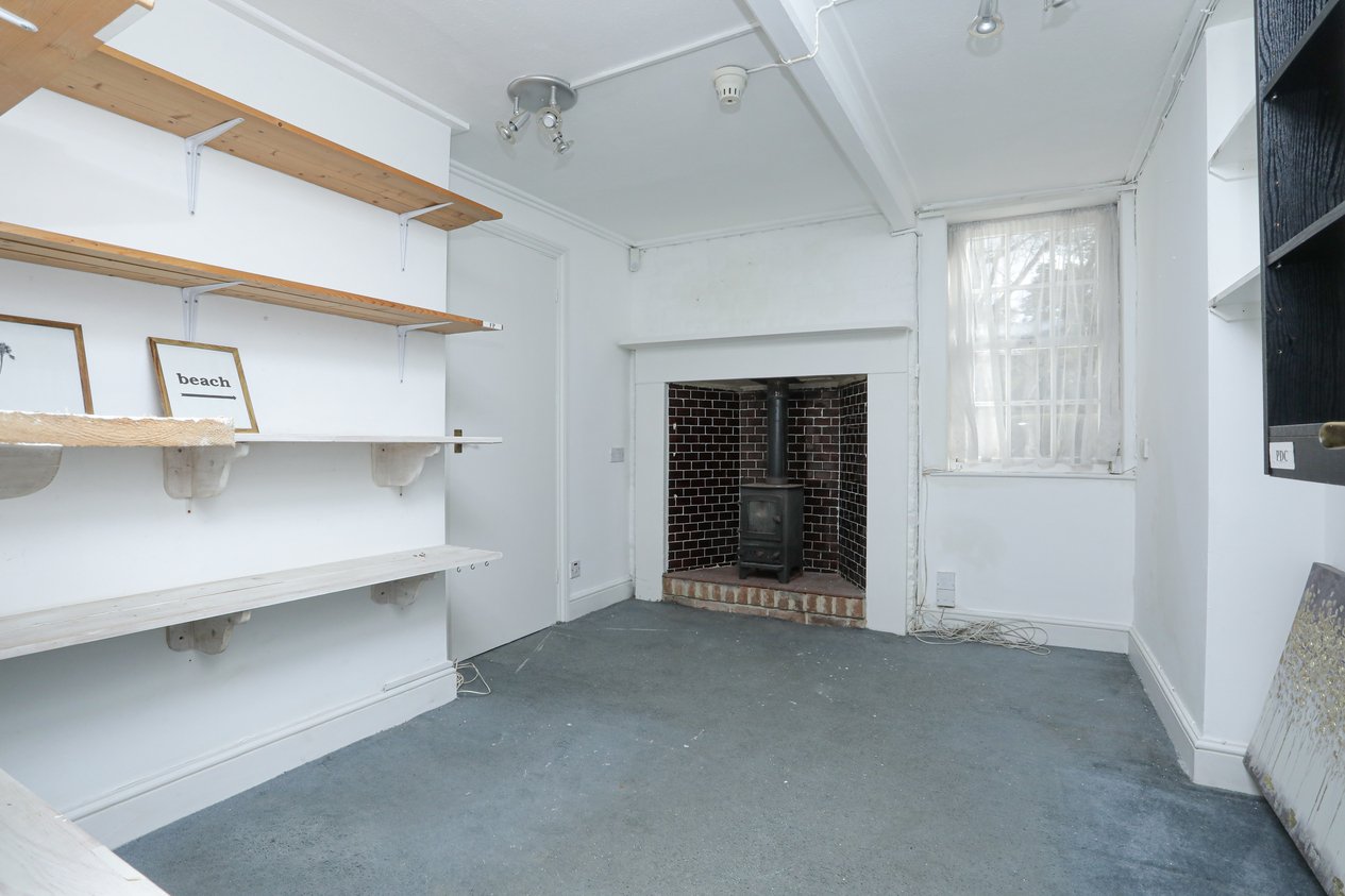 Properties Under Offer in Canterbury Road Birchington