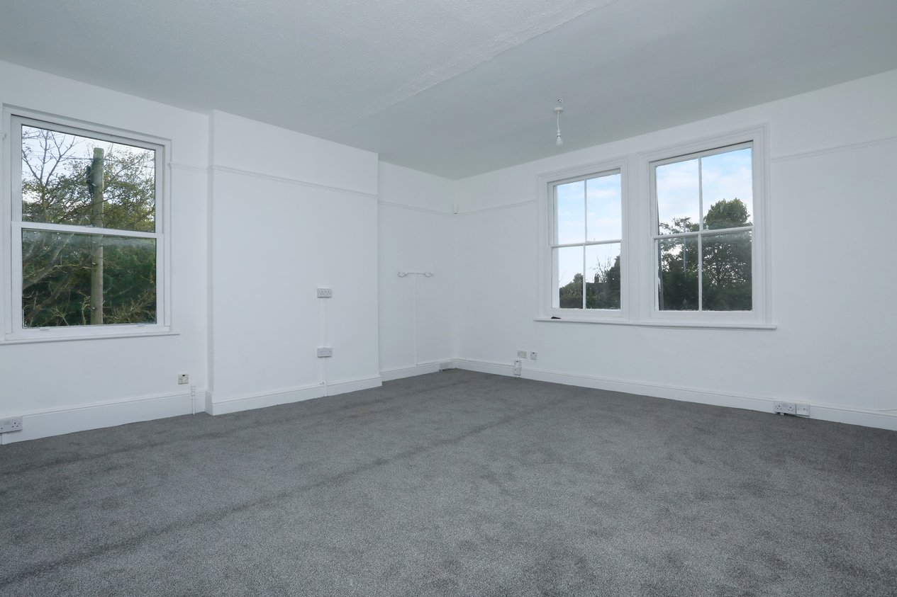 Properties Under Offer in Canterbury Road Birchington