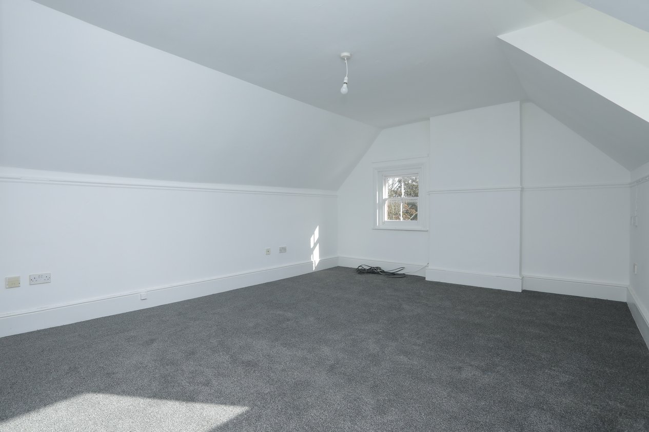 Properties Under Offer in Canterbury Road Birchington