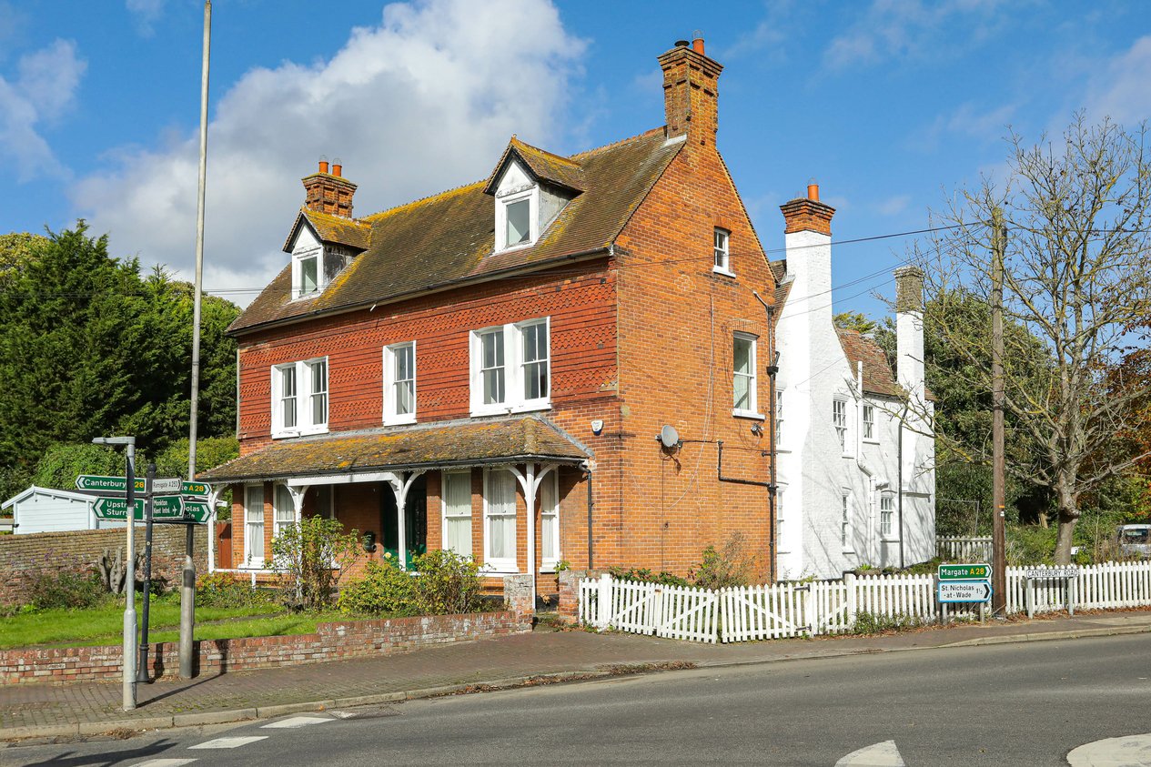 Properties Under Offer in Canterbury Road Birchington