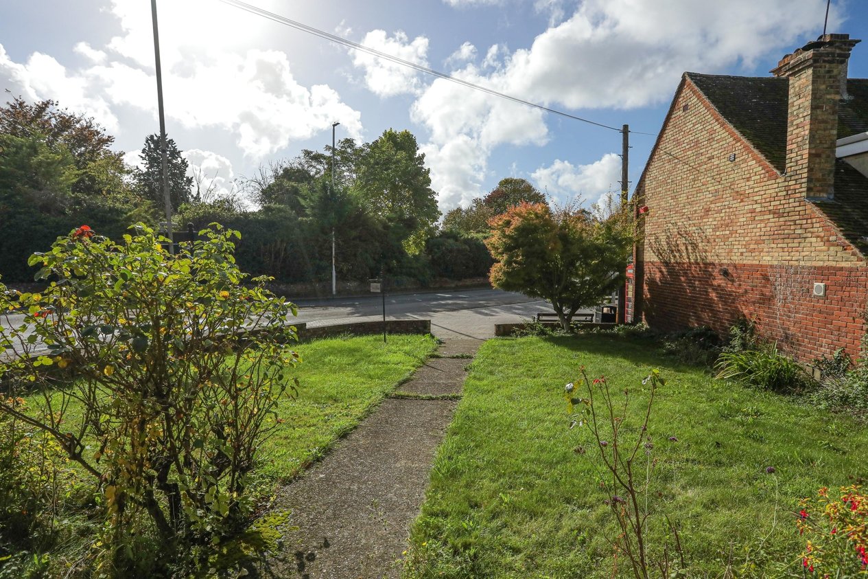 Properties Under Offer in Canterbury Road Birchington