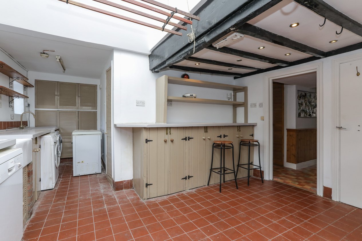 Properties Under Offer in Canterbury Road Birchington