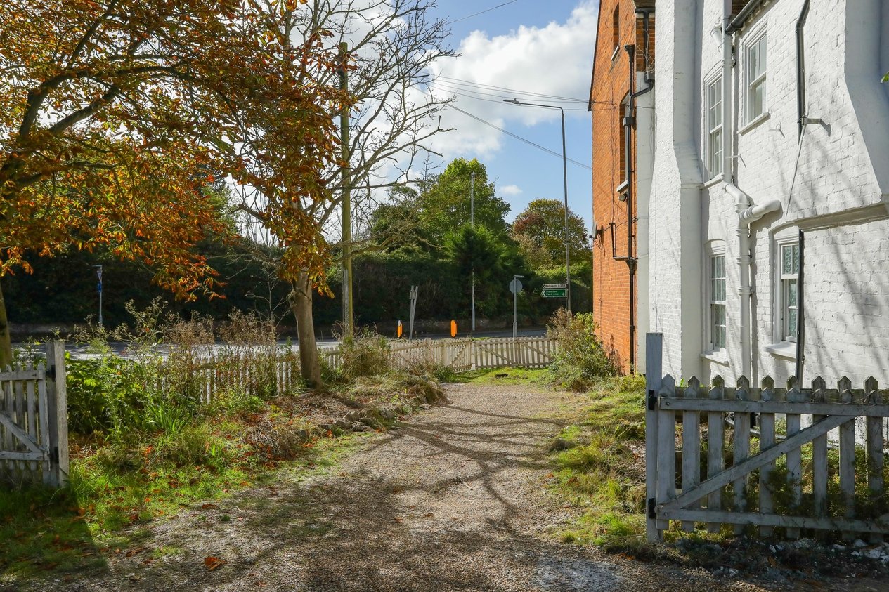 Properties Under Offer in Canterbury Road Birchington