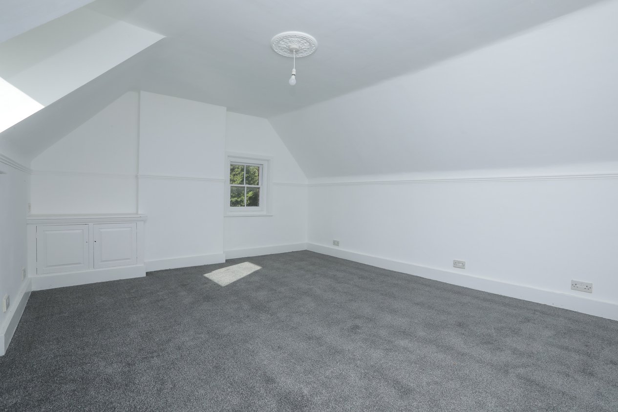 Properties Under Offer in Canterbury Road Birchington