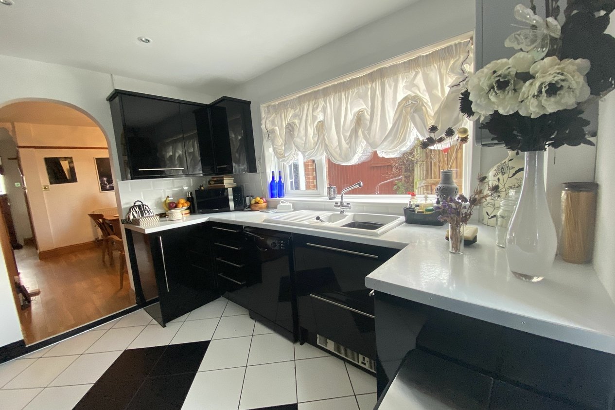 Properties For Sale in Canterbury Road 