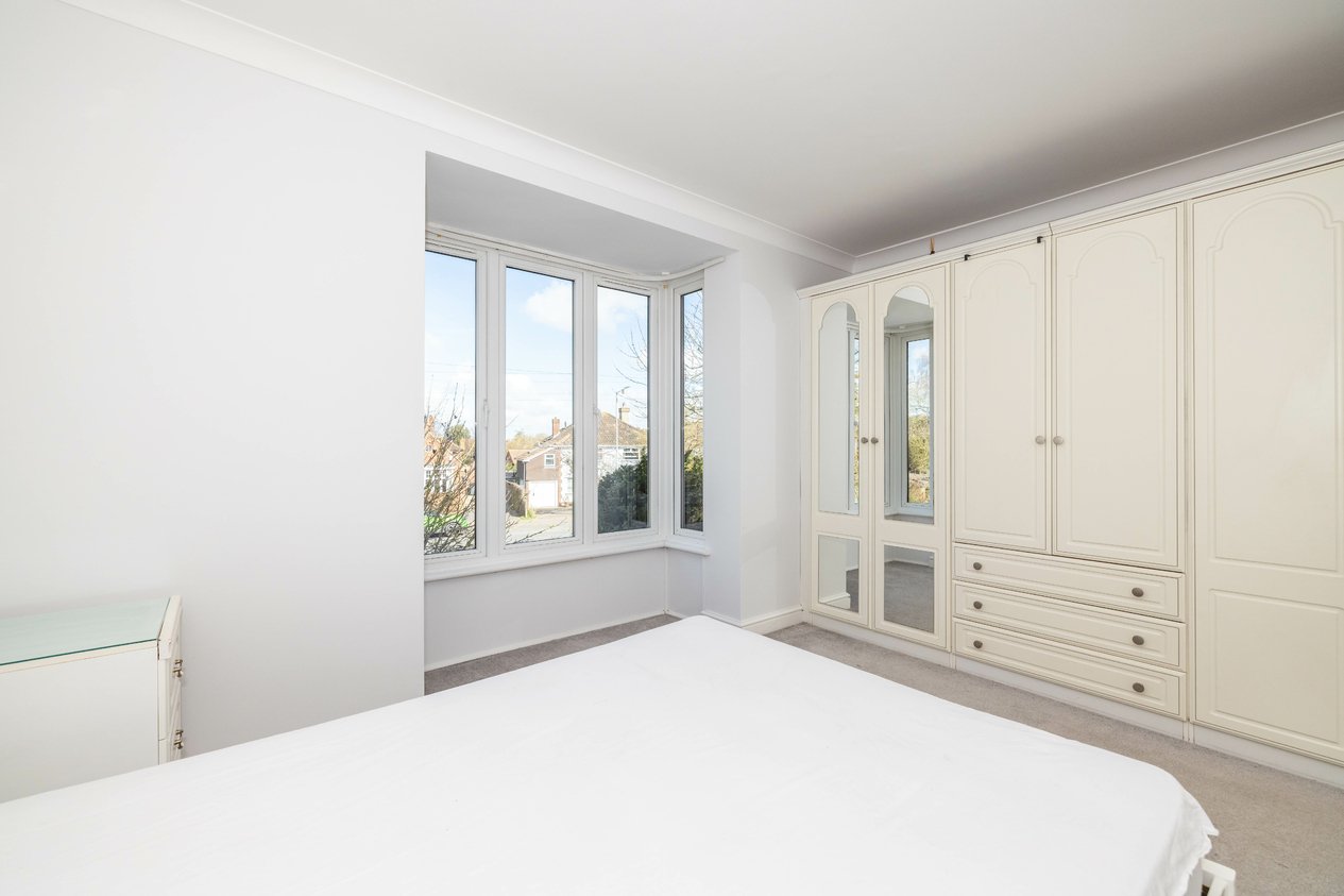 Properties Under Offer in Canterbury Road Canterbury