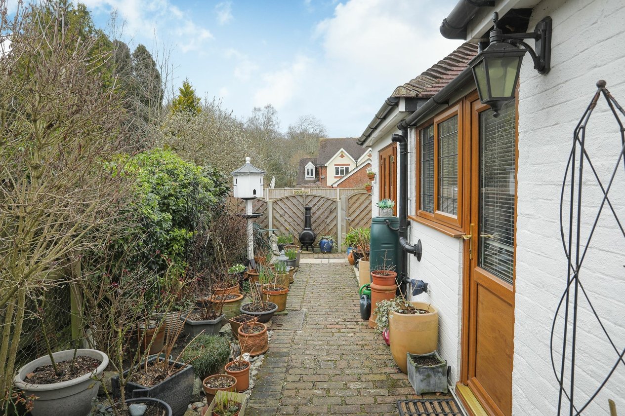 Properties For Sale in Canterbury Road  Challock