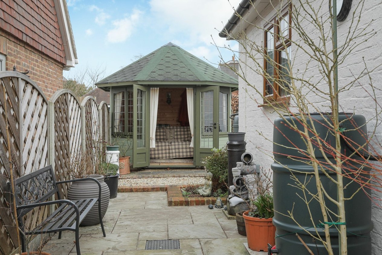 Properties For Sale in Canterbury Road  Challock