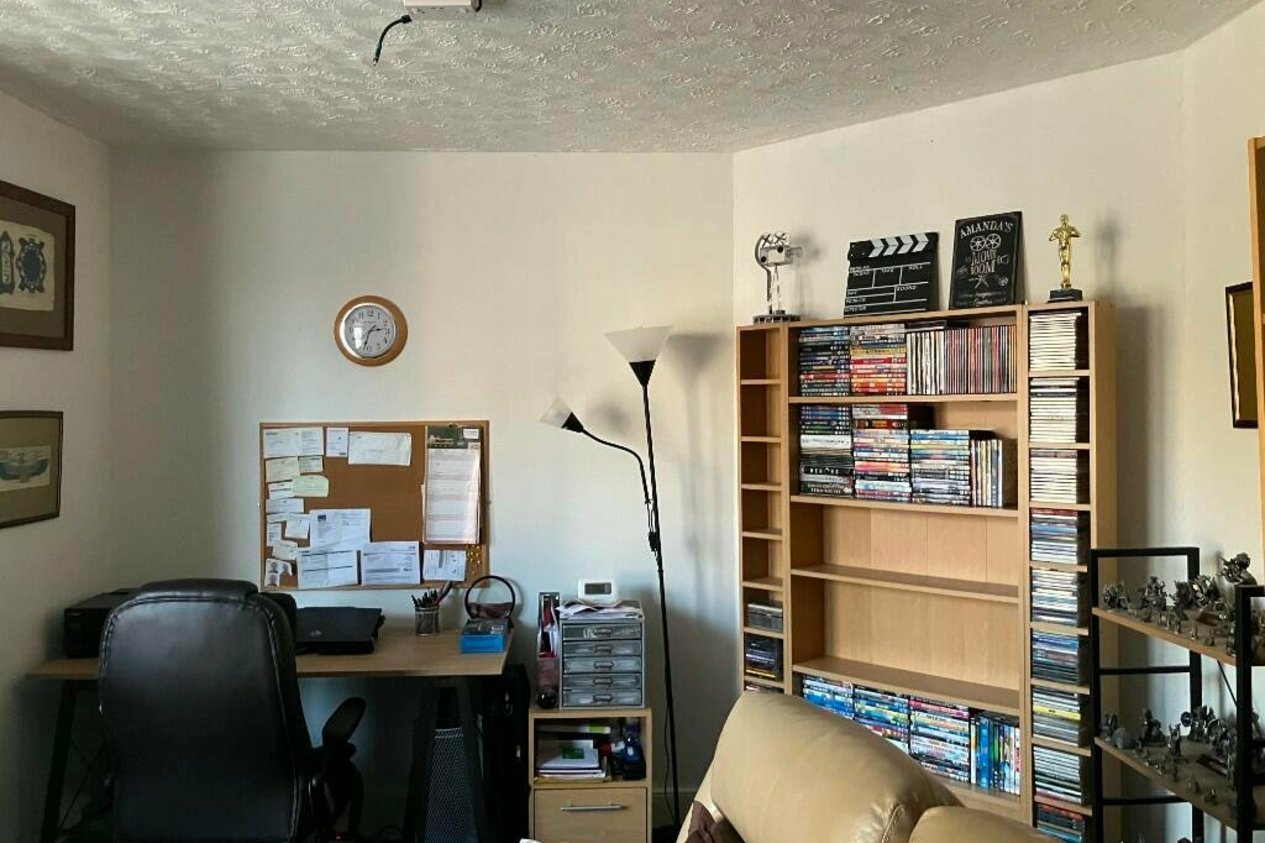 Properties For Sale in Canterbury Road Folkestone