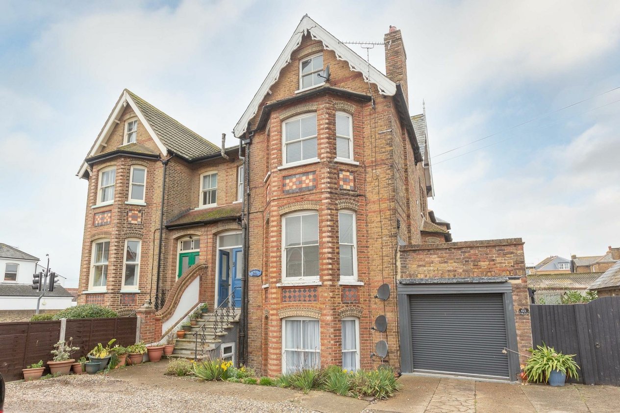 Properties For Sale in Canterbury Road  Harbledown House
