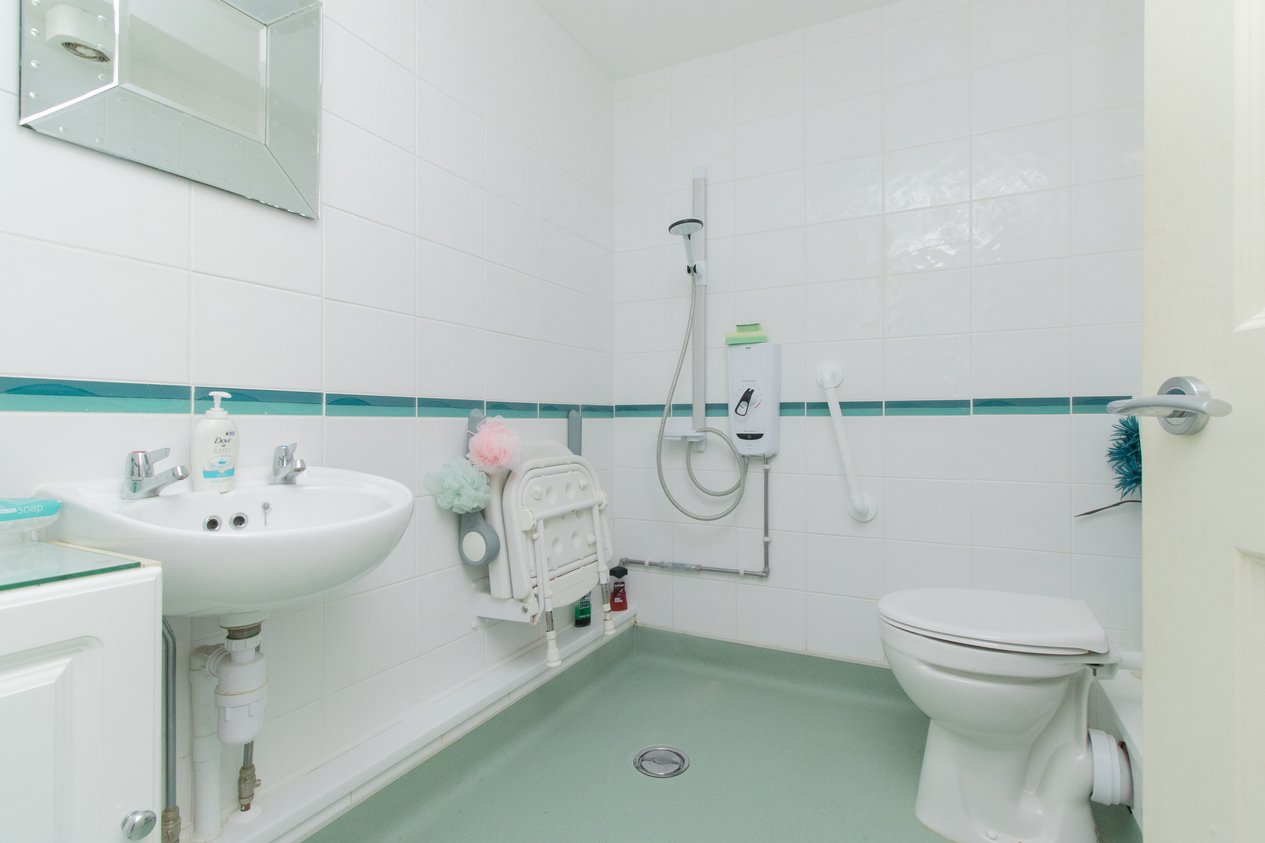 Properties Under Offer in Canterbury Road Herne Bay
