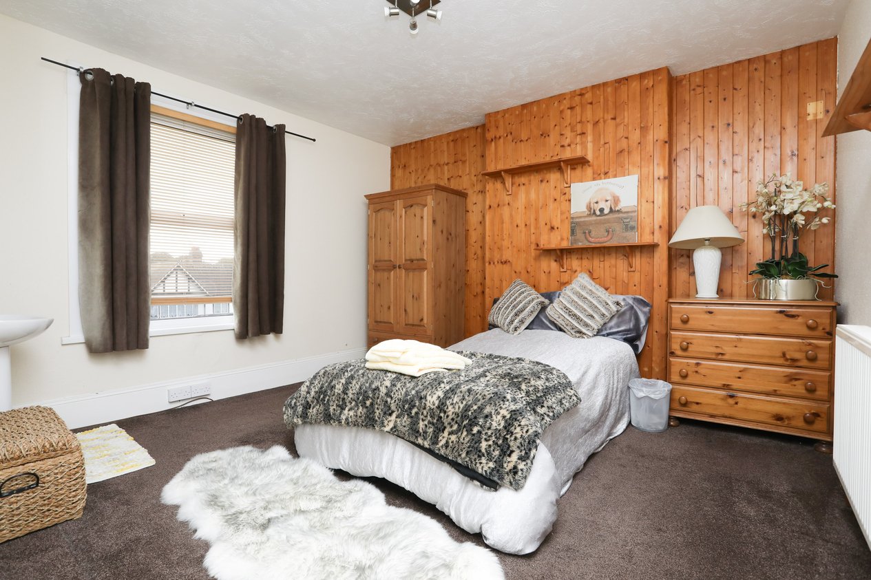 Properties Under Offer in Canterbury Road Margate