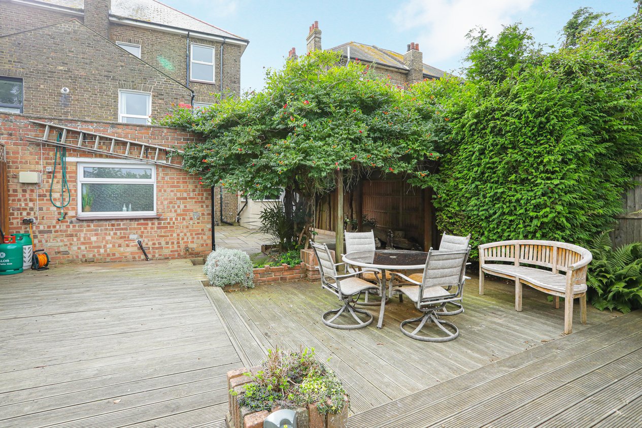 Properties Under Offer in Canterbury Road Margate