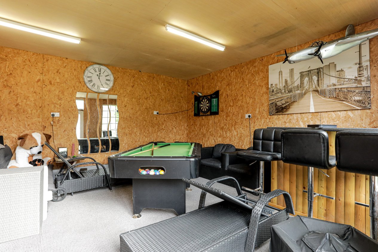 Properties Under Offer in Canterbury Road Margate