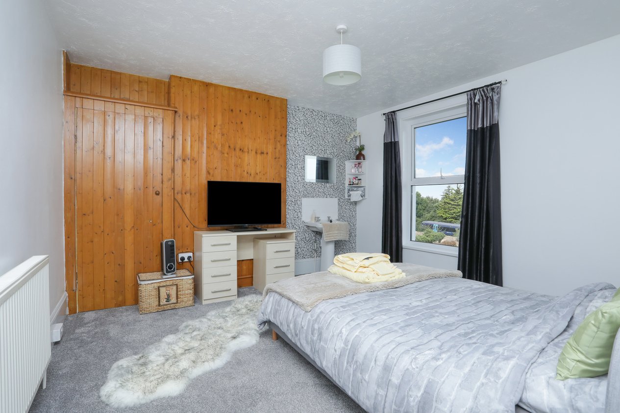 Properties Under Offer in Canterbury Road Margate