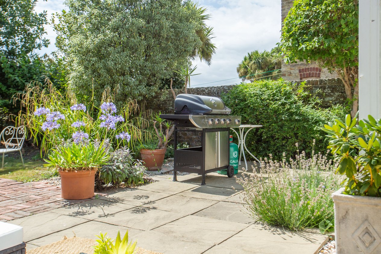 Properties For Sale in Canterbury Road Margate