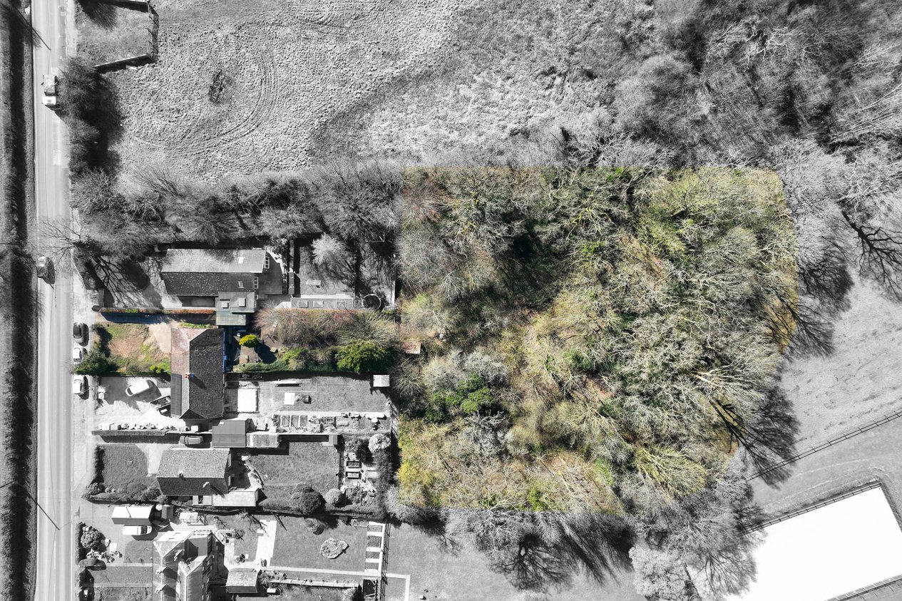 Properties Under Offer in Canterbury Road Selsted