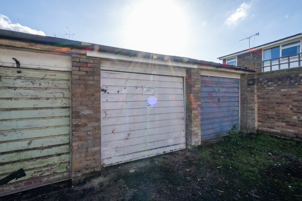 Properties For Sale in Garage @ 45 Kemsing Gardens  Canterbury