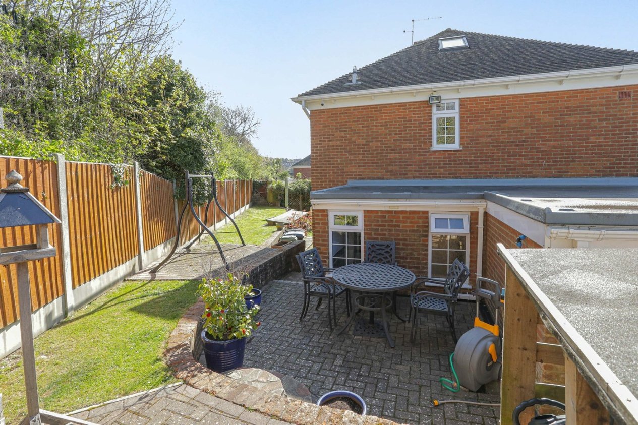 Properties For Sale in Carlsden Close River