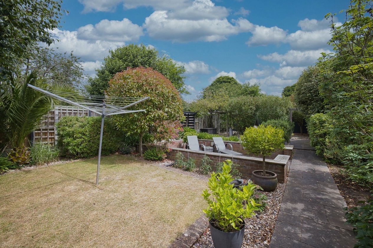 Properties Under Offer in Carlton Avenue Broadstairs