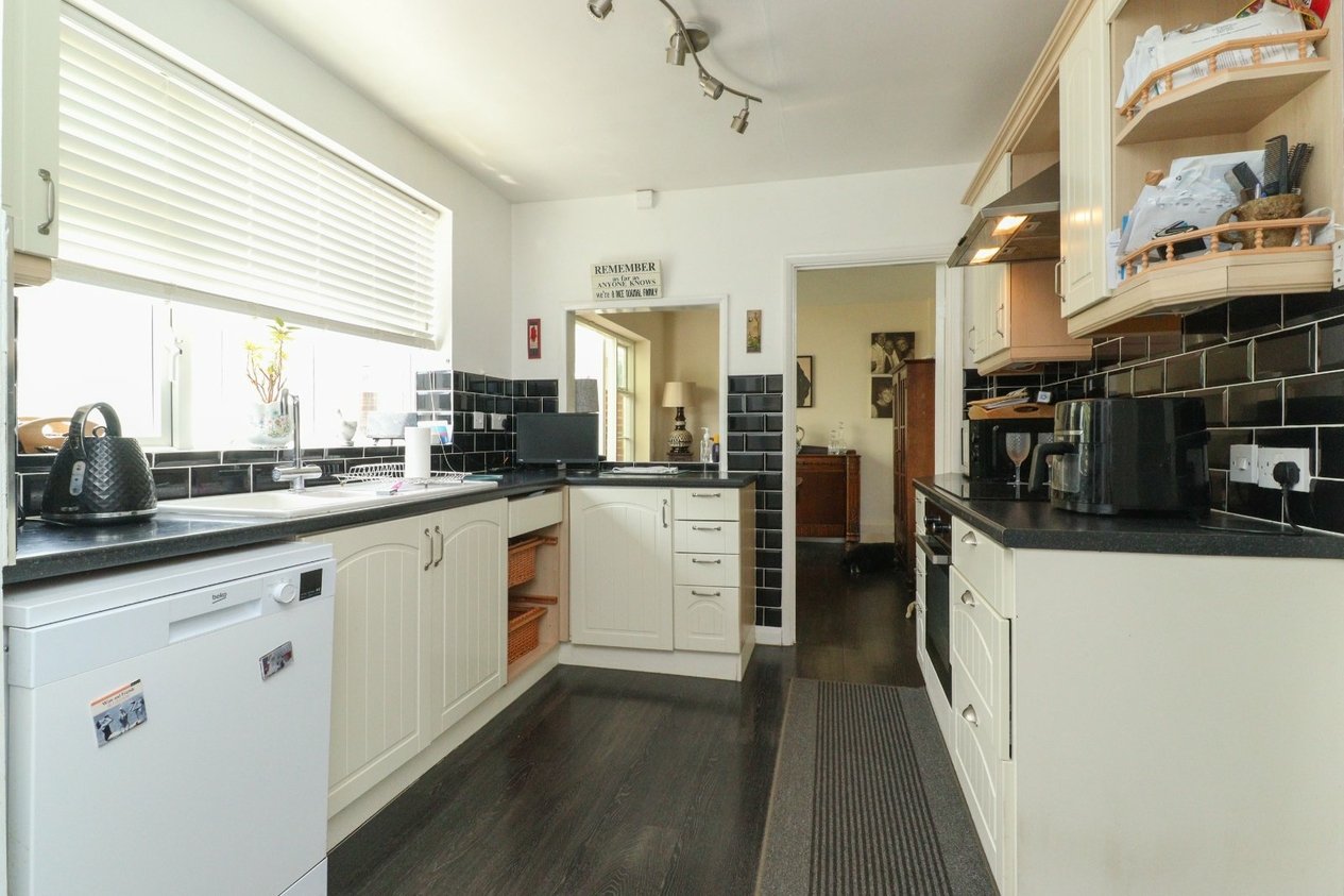 Properties For Sale in Carlton Rise Westgate-on-Sea
