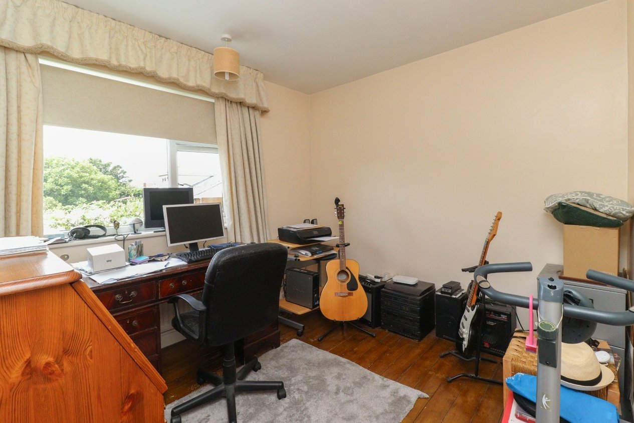 Properties For Sale in Carlton Rise Westgate-on-Sea