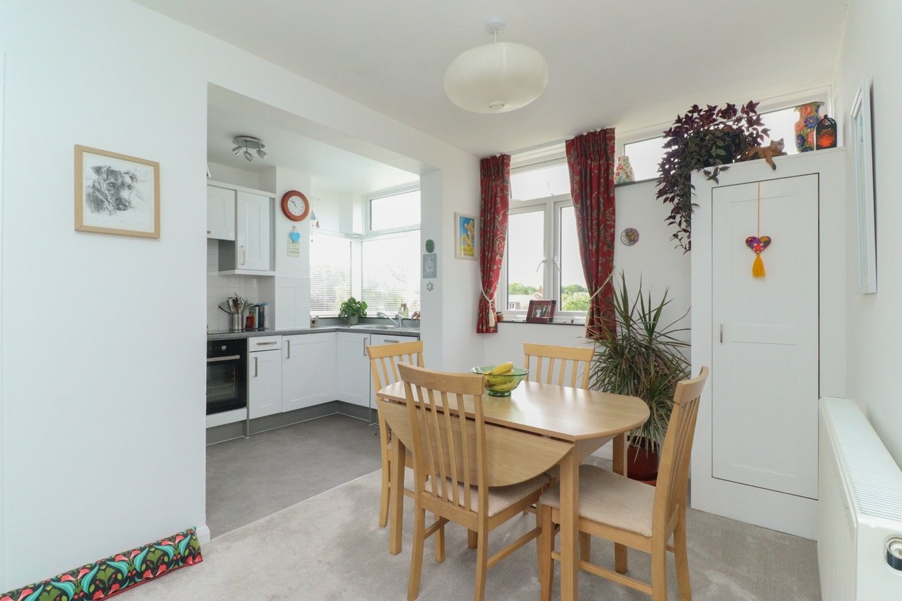 Properties For Sale in Carmel Court Gainsborough Road