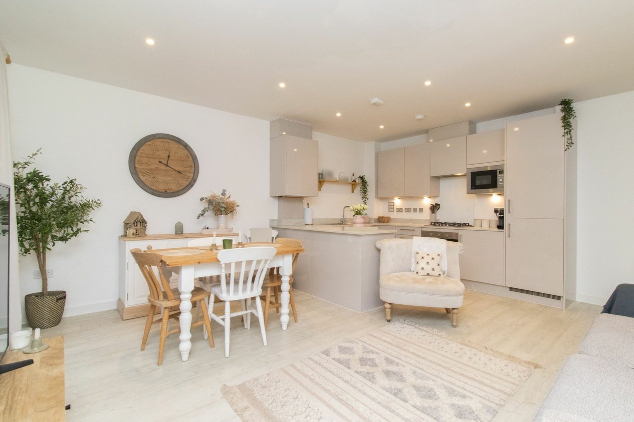 Properties Sold Subject To Contract in Carpenters Court  Clarence Road