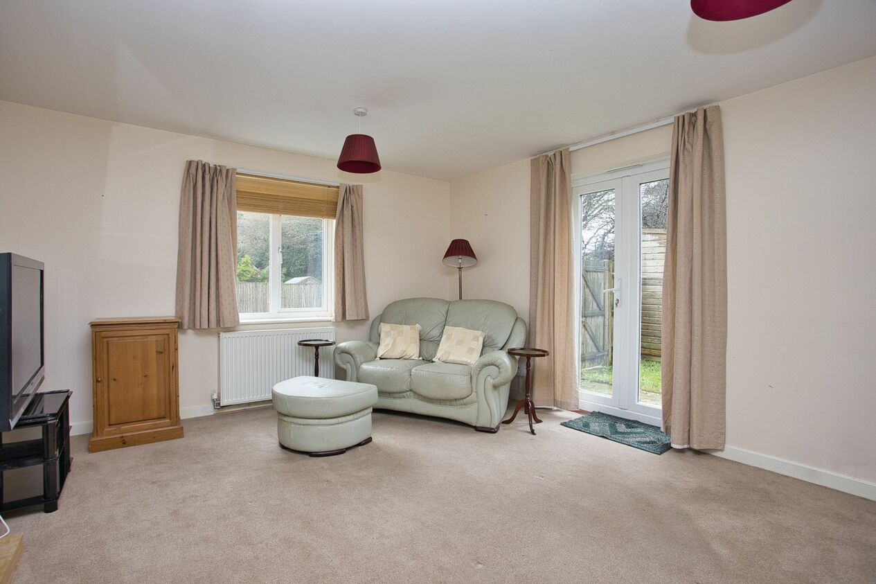Properties For Sale in Carter Close  Hawkinge