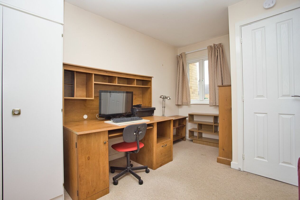 Properties For Sale in Carter Close  Hawkinge