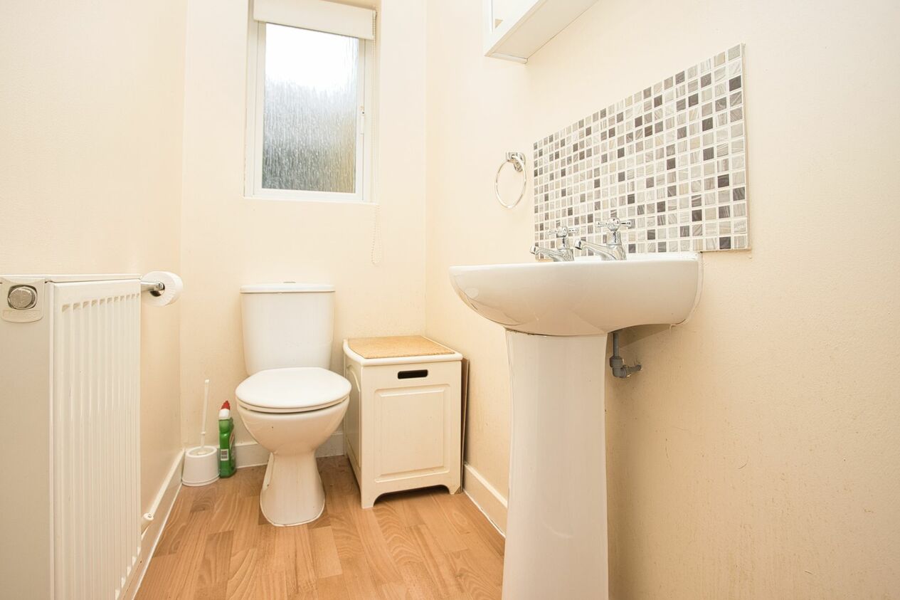Properties For Sale in Carter Close  Hawkinge