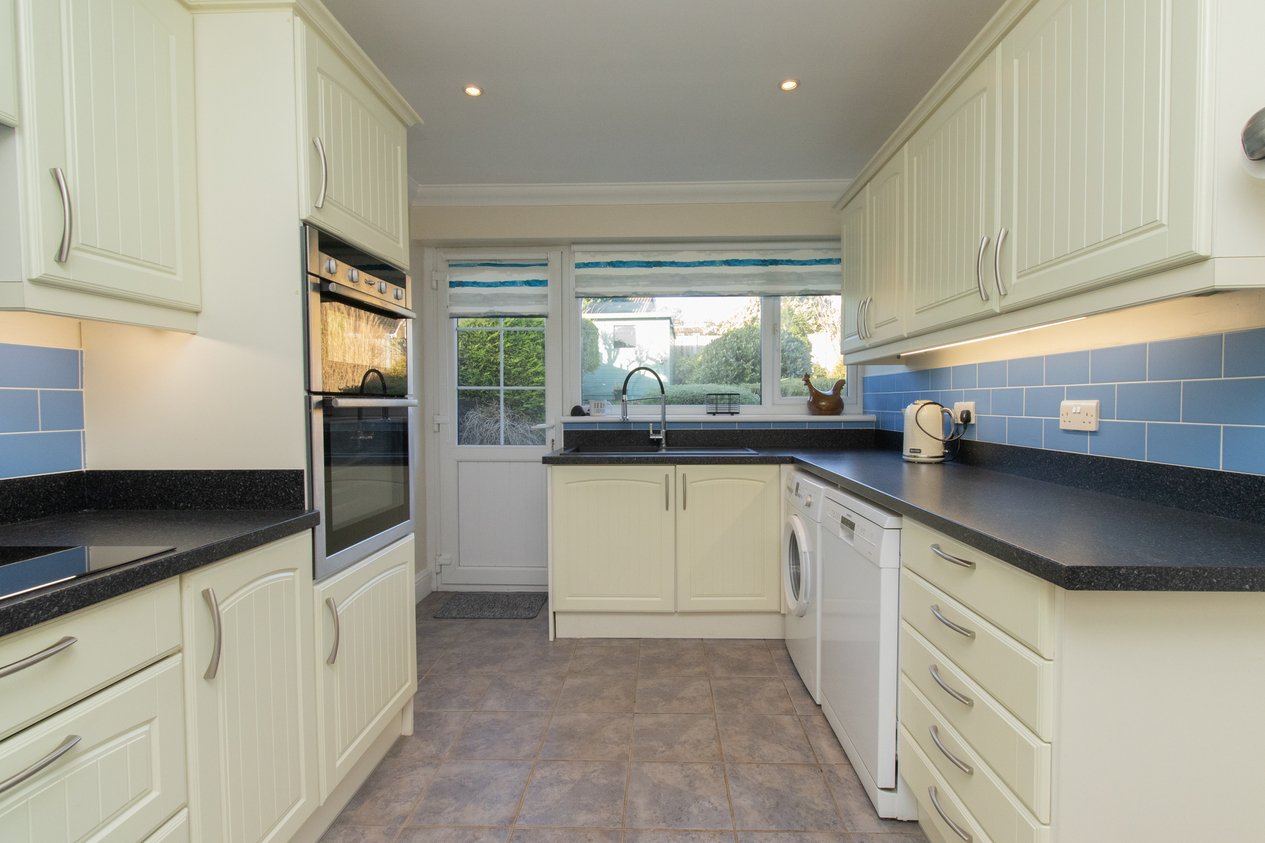 Properties For Sale in Castle Avenue Broadstairs