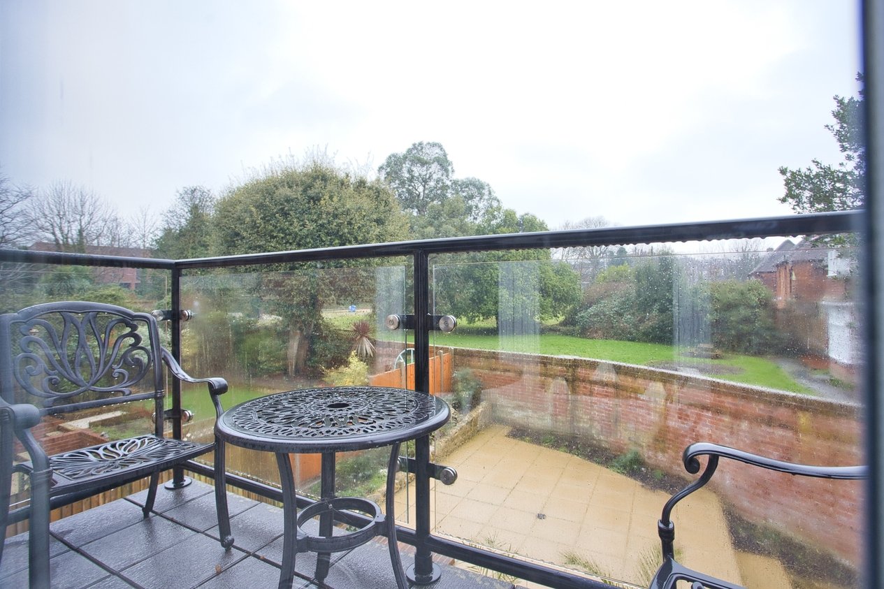 Properties For Sale in Castle Mews Folkestone